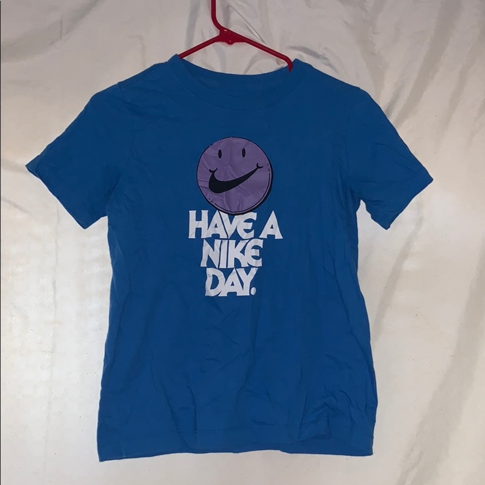 Nike t shirt